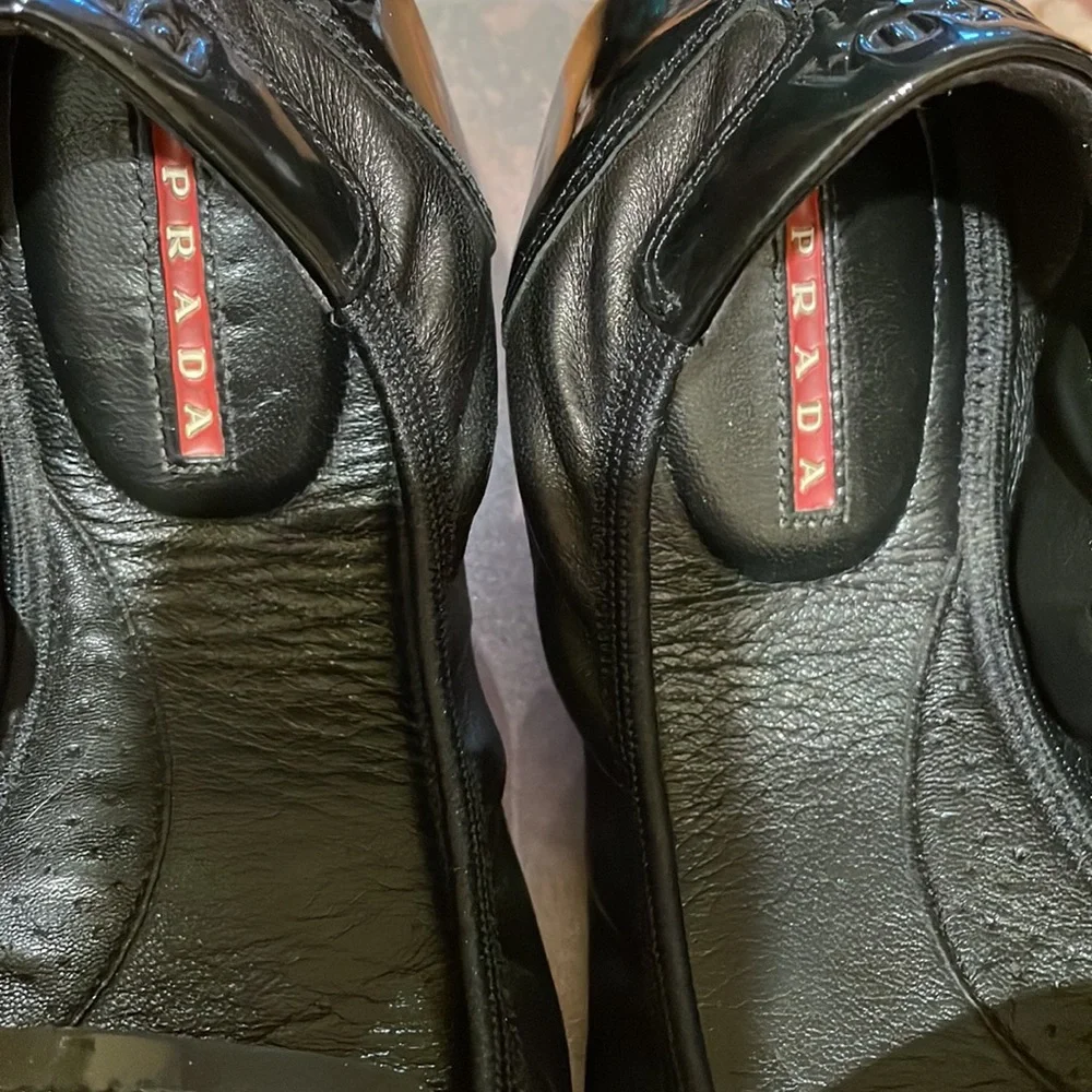Prada flat - Picture 3 of 3